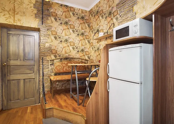 Apartment On Lyul\'Ky 5